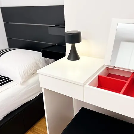 Star Apartment